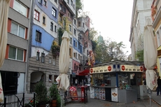 Hundertwasser-Haus_12.JPG